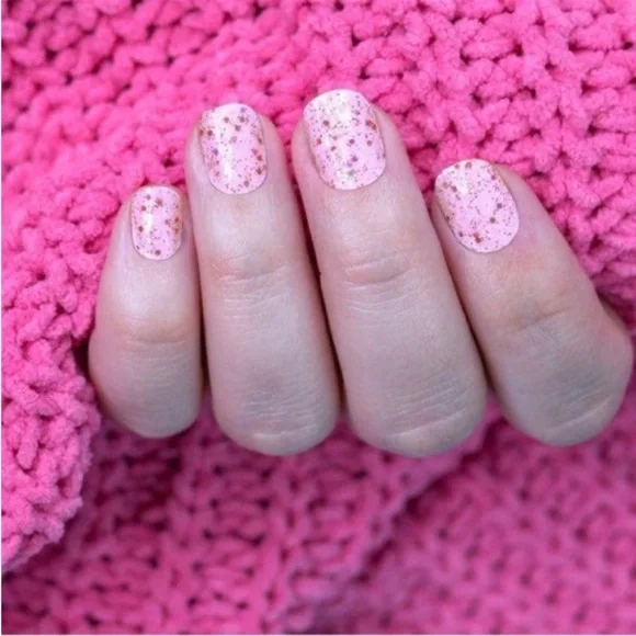 *Retired* Color Street: Pink Warrior | Breast Cancer Awareness Pastel Glitter - Picture 8 of 15